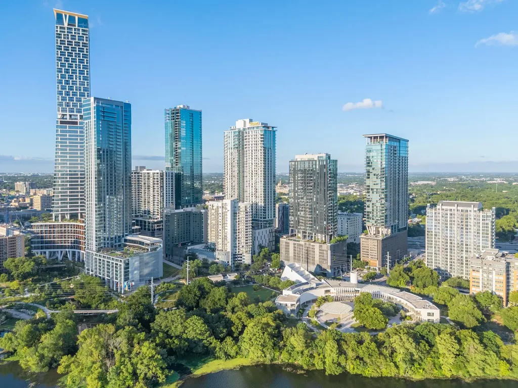 70 Rainey Street Austin TX 78701