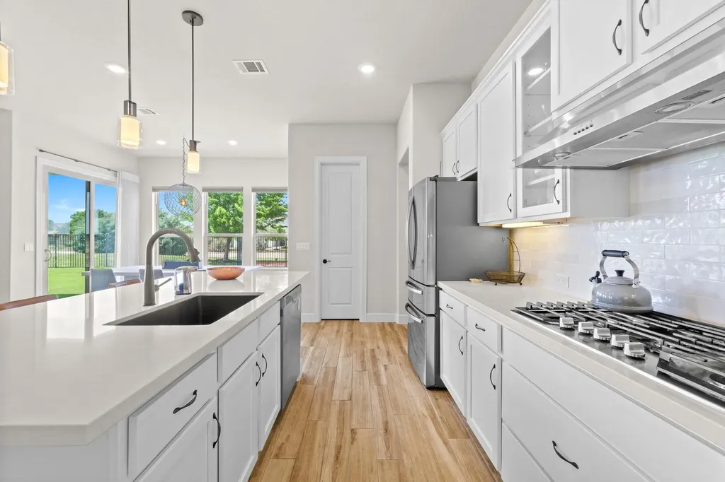 2609 Antalya Loop Leander TX 78641