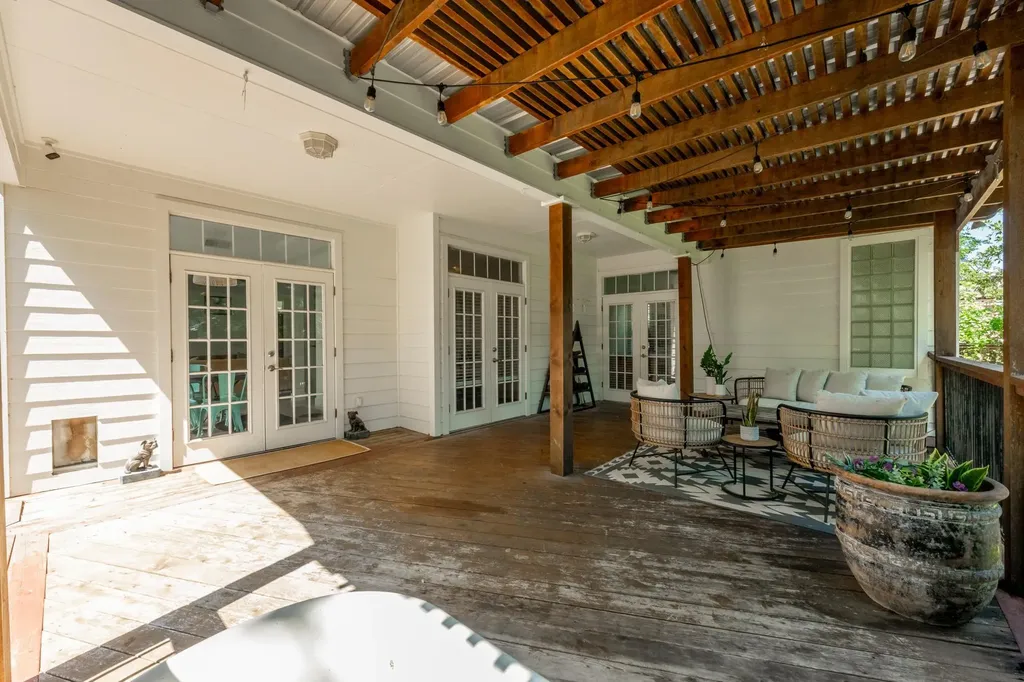 302 Ben Howell Drive Austin TX 78704