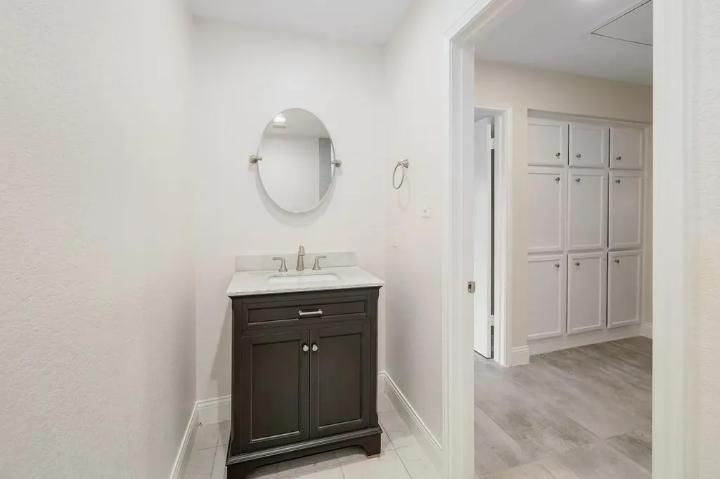 4605 Beechwood Hollow Austin TX 78731