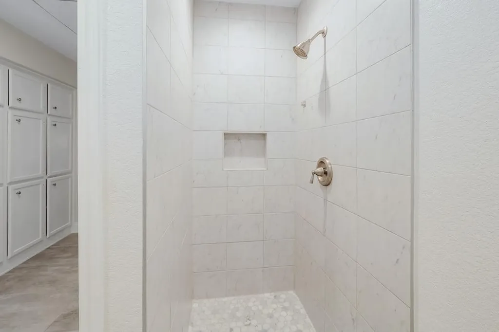 4605 Beechwood Hollow Austin TX 78731
