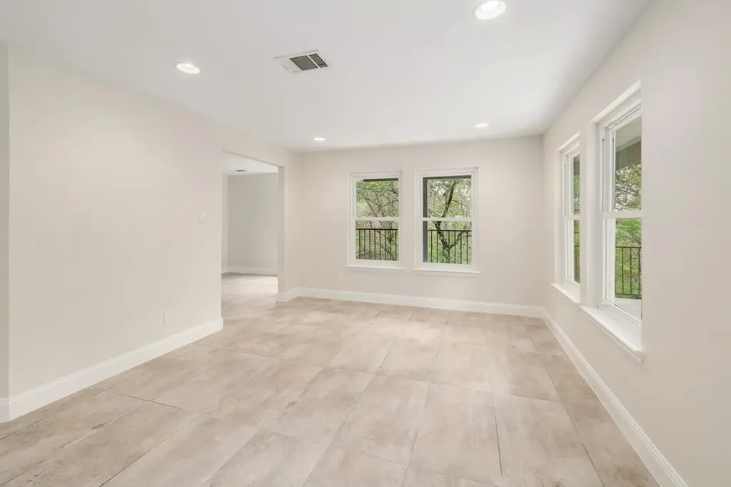 4605 Beechwood Hollow Austin TX 78731