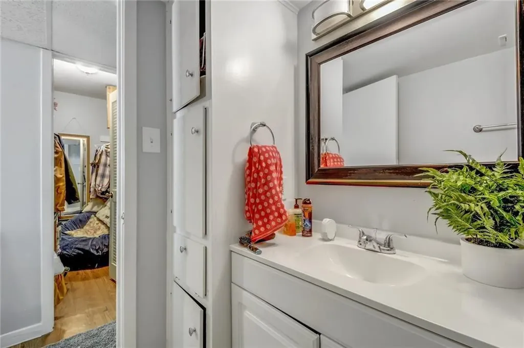 1000 W 26th Street Austin TX 78705