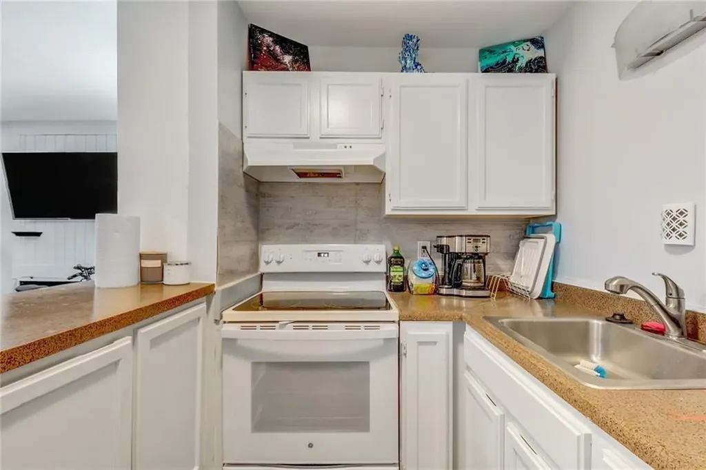 1000 W 26th Street Austin TX 78705