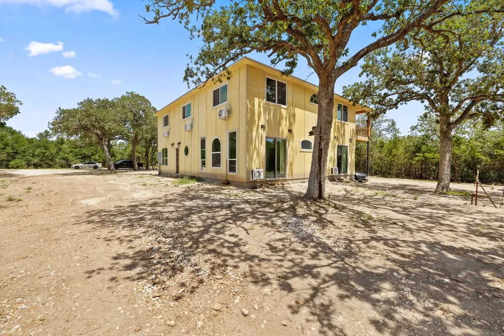 21000 Trappers Trail Manor TX 78653