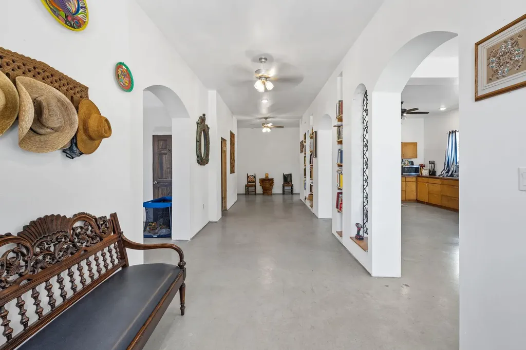 21000 Trappers Trail Manor TX 78653