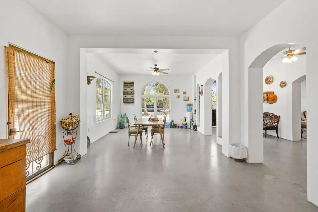 21000 Trappers Trail Manor TX 78653