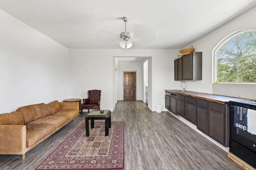 21000 Trappers Trail Manor TX 78653
