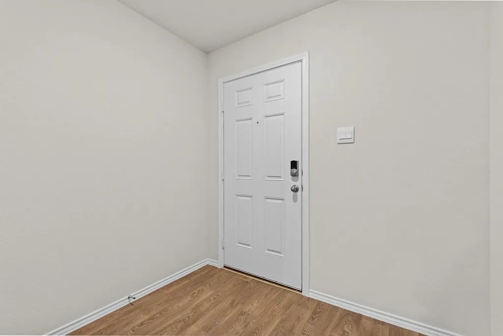 307 Wild Goose Drive Luling TX 78648