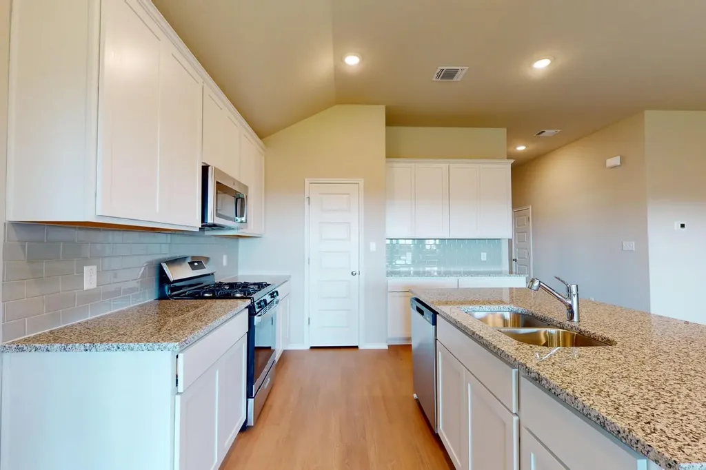 13701 Warnock Trail Manor TX 78653