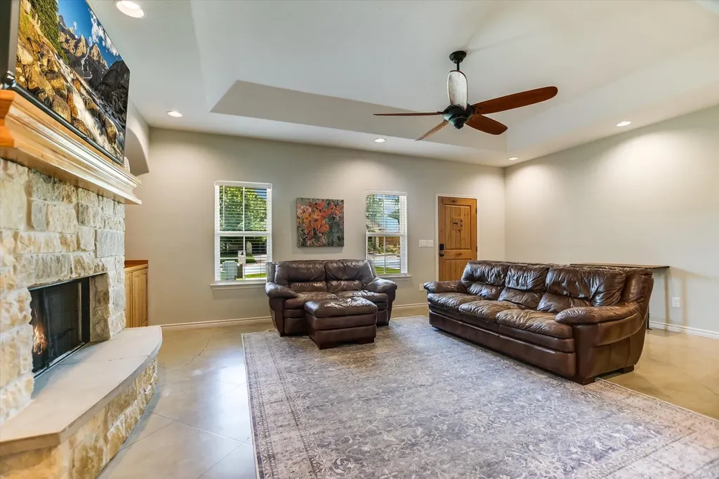 705 Woodland Park Drive Marble Falls TX 78654