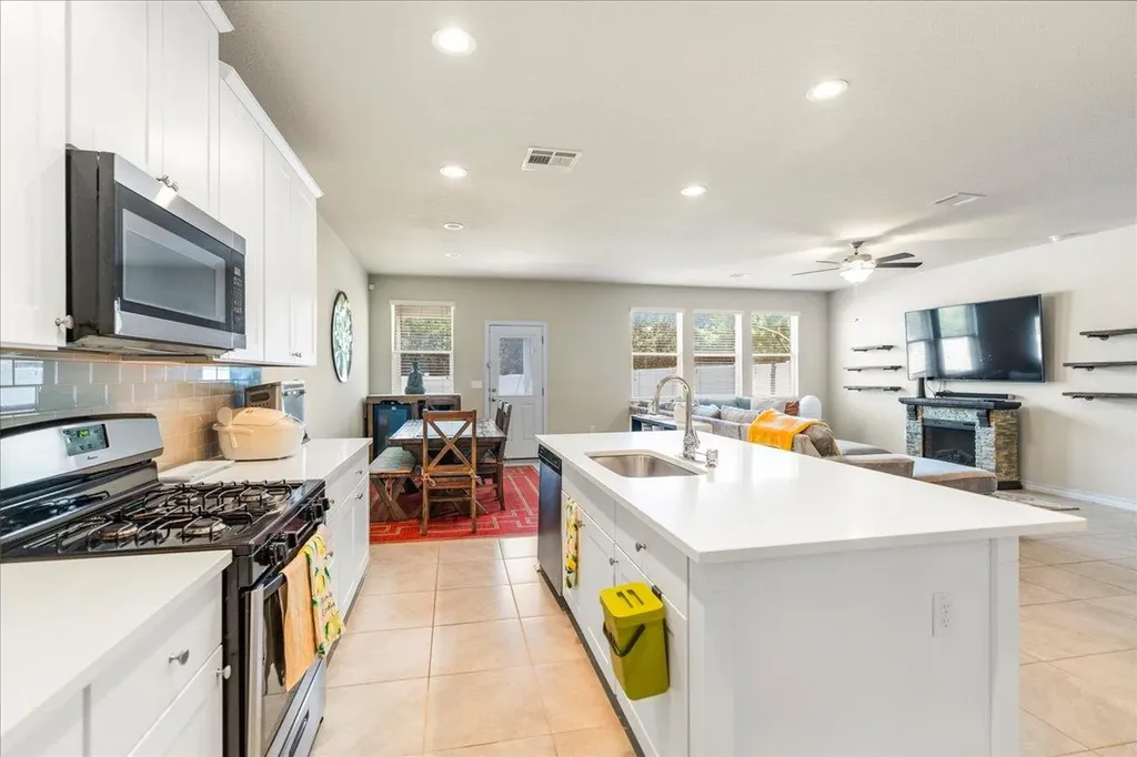 11600 River Plantation Drive Austin TX 78747