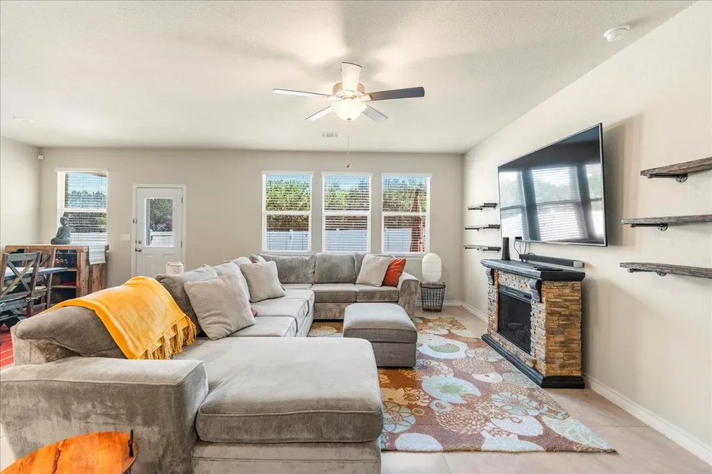 11600 River Plantation Drive Austin TX 78747