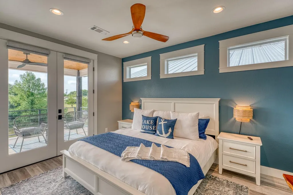 1597 Glen Cove Drive Kingsland TX 78639