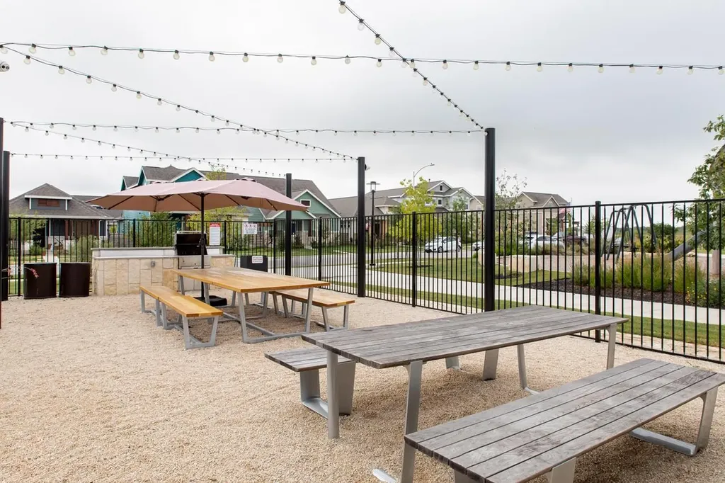 6313 Mcmurtry Street Austin TX 78747