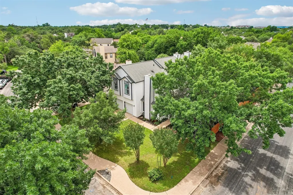 12606 Deer Falls Drive Austin TX 78729