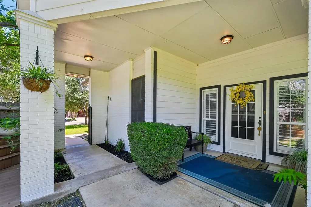 12606 Deer Falls Drive Austin TX 78729