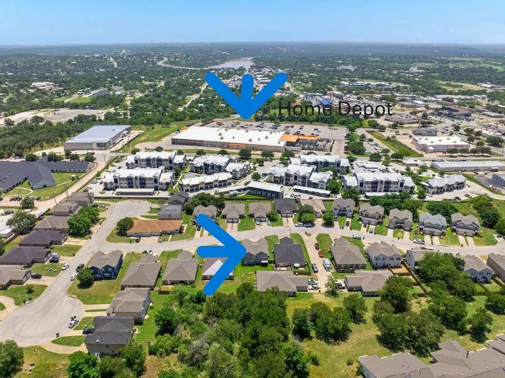 709 Claremont Parkway Marble Falls TX 78654