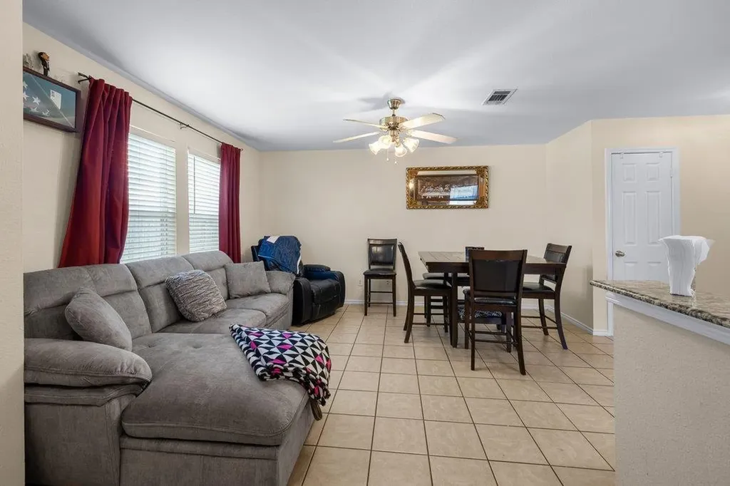 709 Claremont Parkway Marble Falls TX 78654