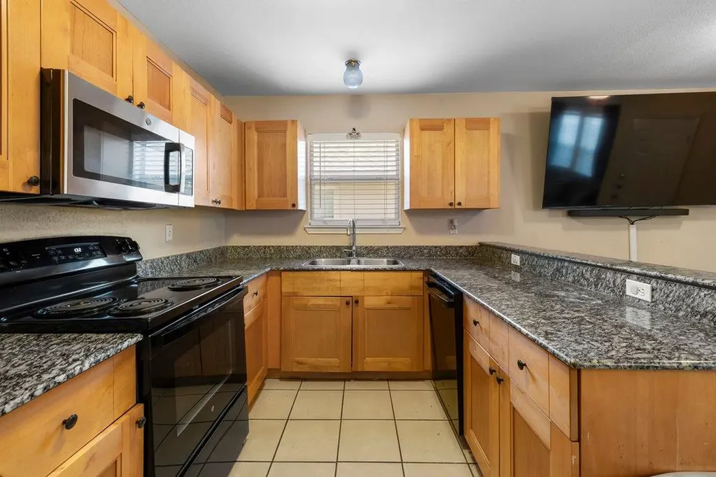 709 Claremont Parkway Marble Falls TX 78654