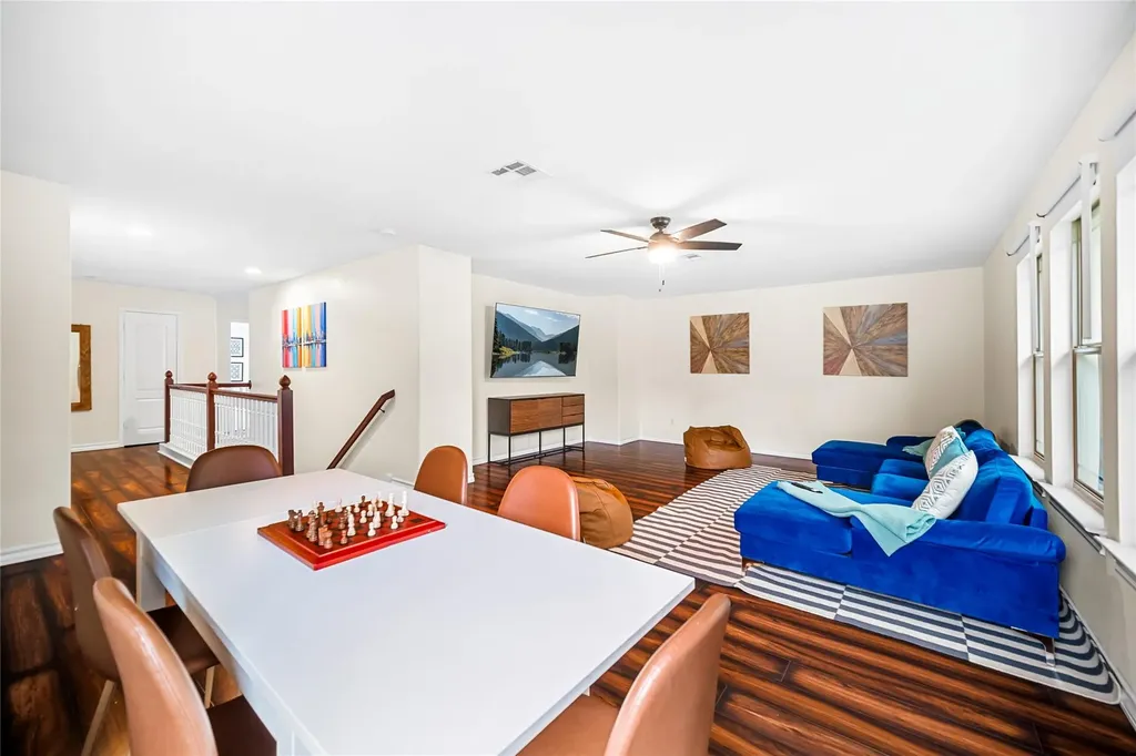 321 Angel Oak Street Austin TX 78748