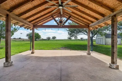 1022 Barbarosa Road New Braunfels TX 78130