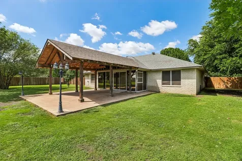 1022 Barbarosa Road New Braunfels TX 78130