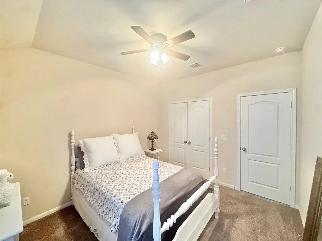 413 Gettysburg Loop Elgin TX 78621