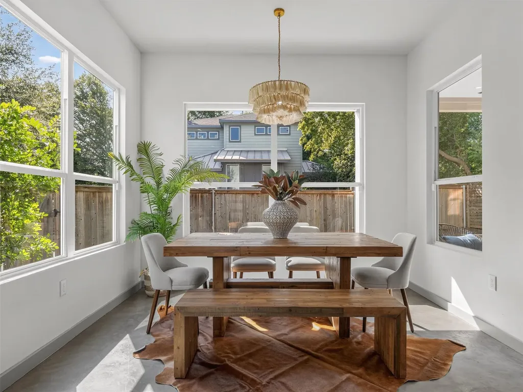 7215 Meador Avenue Austin TX 78752