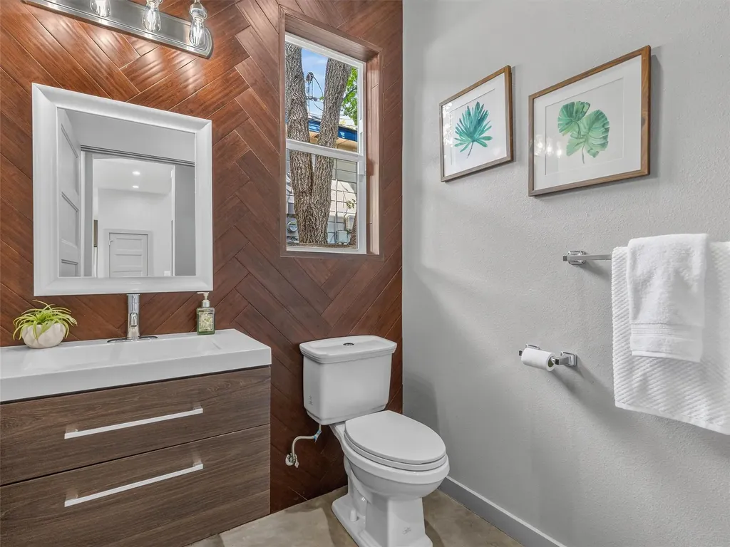 7215 Meador Avenue Austin TX 78752