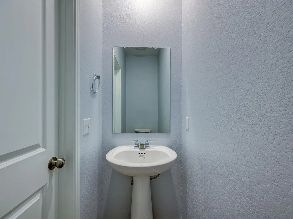 1716 Frontenac Street Leander TX 78641