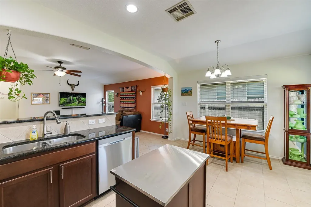 536 Dragon Ridge Road Buda TX 78610