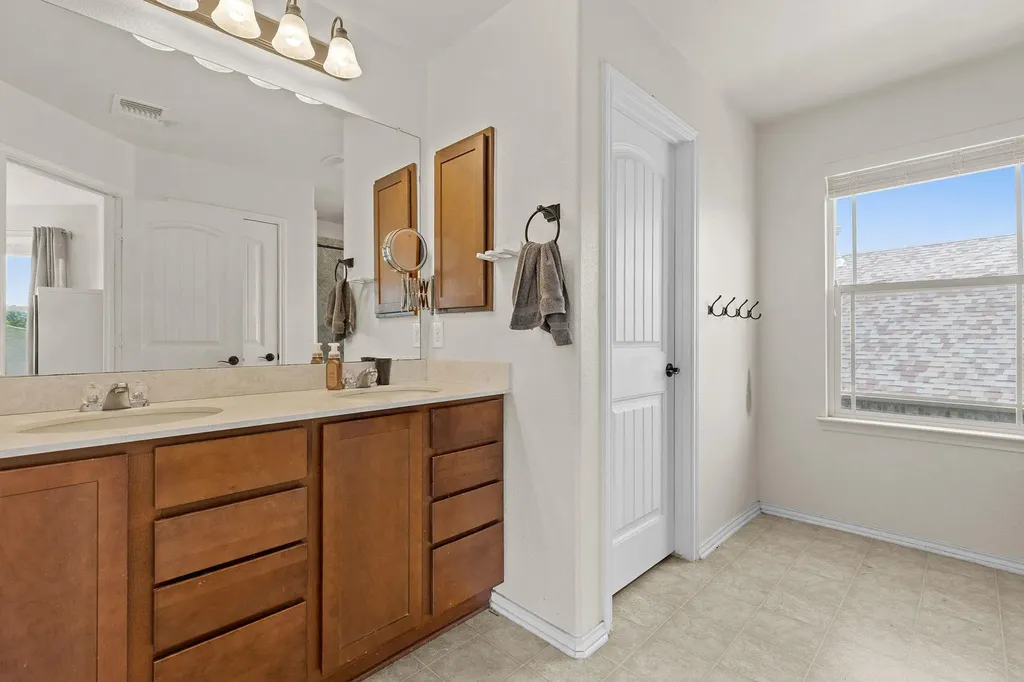 205 Sheepshank Drive Georgetown TX 78633