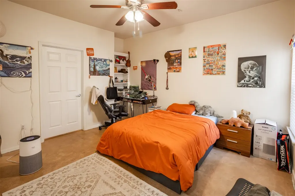 910 W 25th Street Austin TX 78705