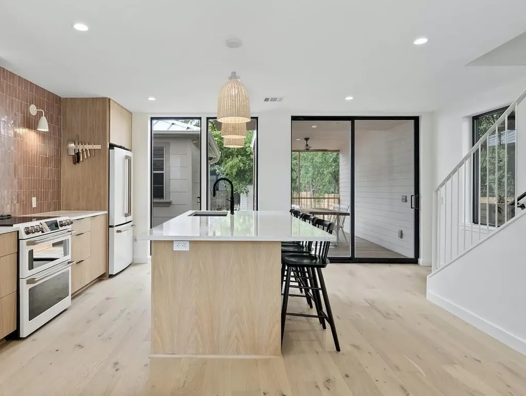 901 Brentwood Street Austin TX 78757