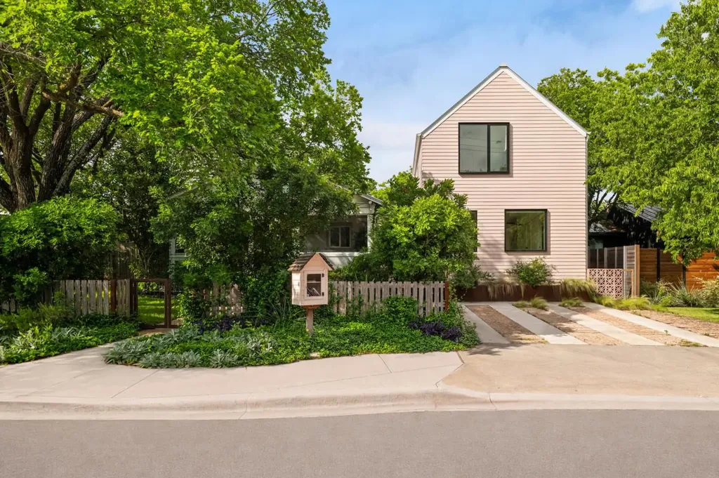901 Brentwood Street Austin TX 78757