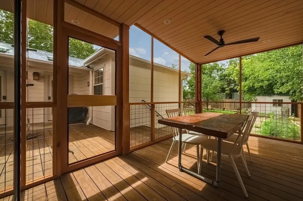 901 Brentwood Street Austin TX 78757