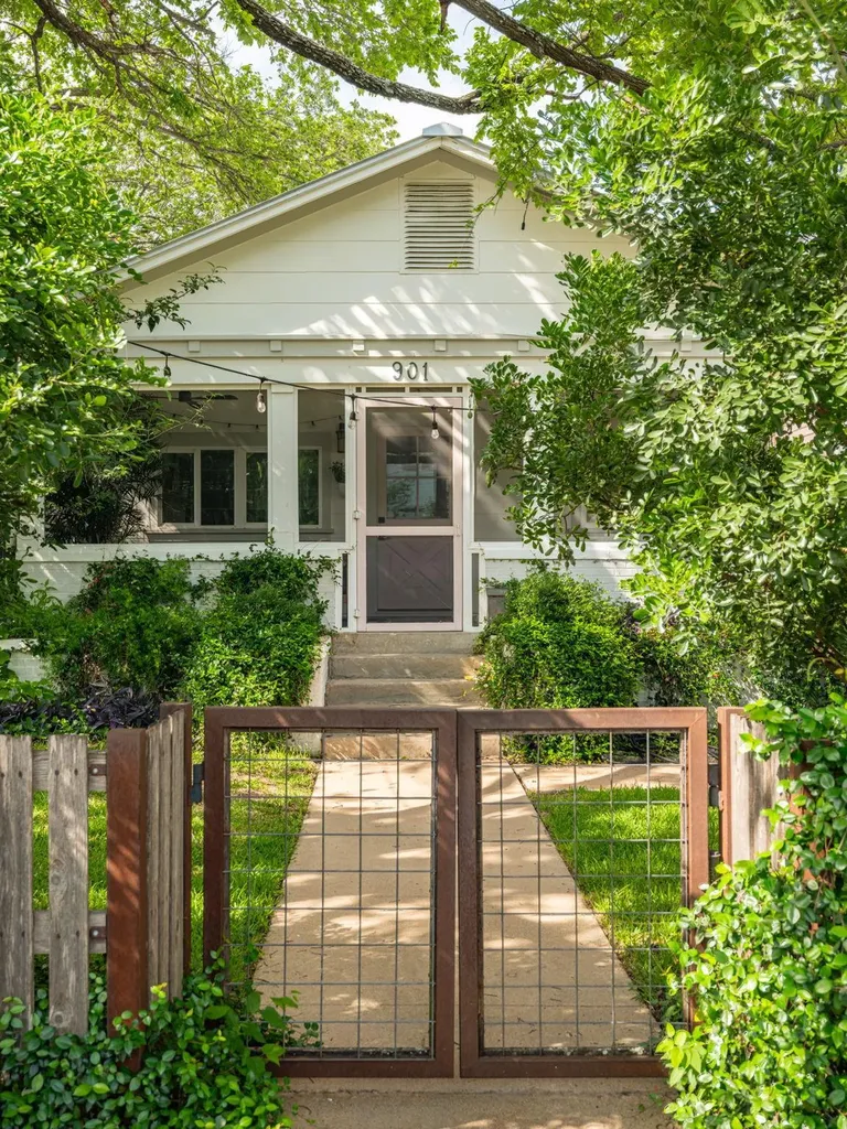 901 Brentwood Street Austin TX 78757