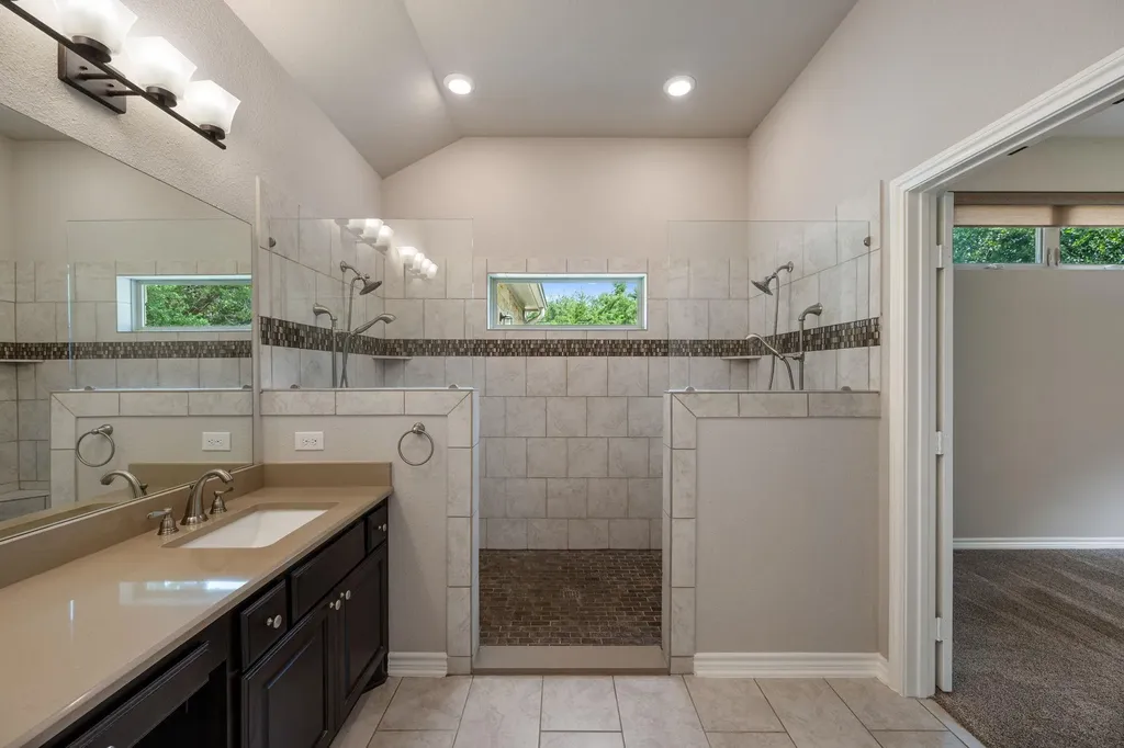 4100 Rockwood Drive Lago Vista TX 78645