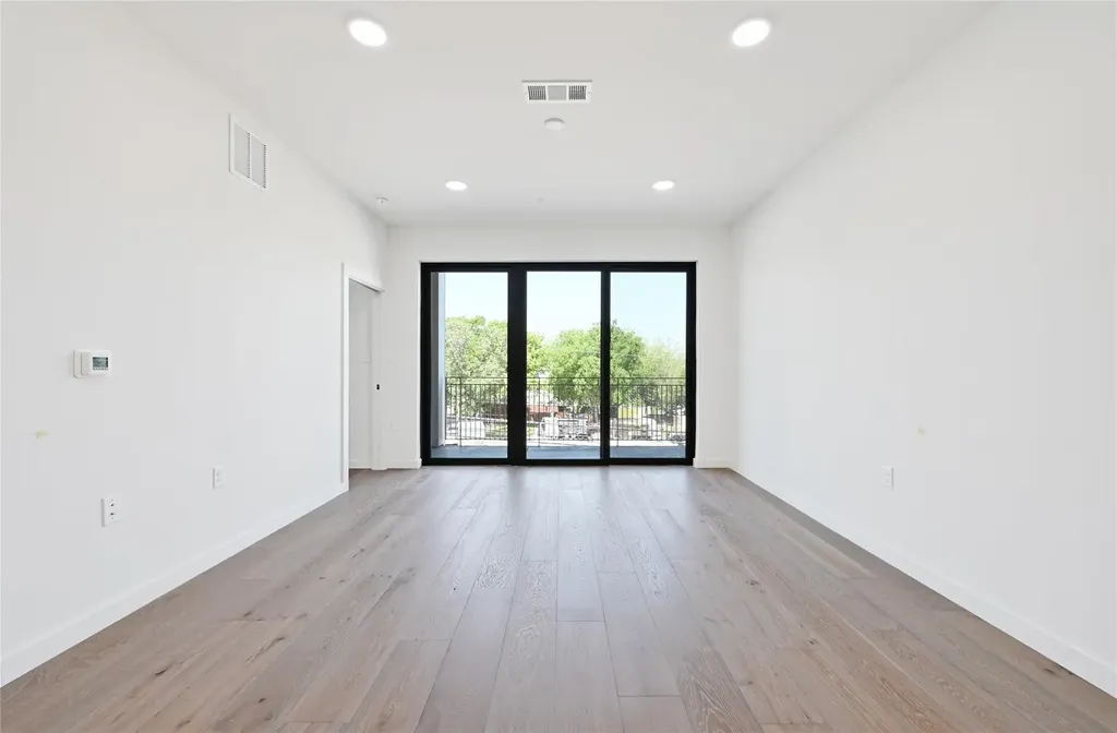 2209 S 1st Street Austin TX 78704