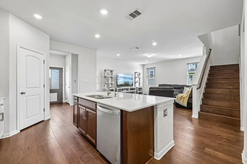 1813 Cantonata Drive Leander TX 78641