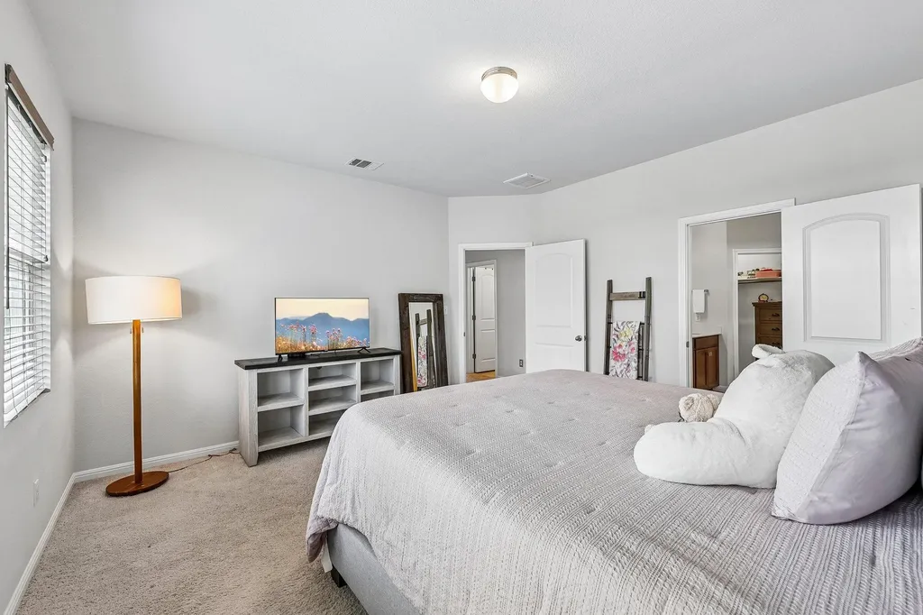 1813 Cantonata Drive Leander TX 78641