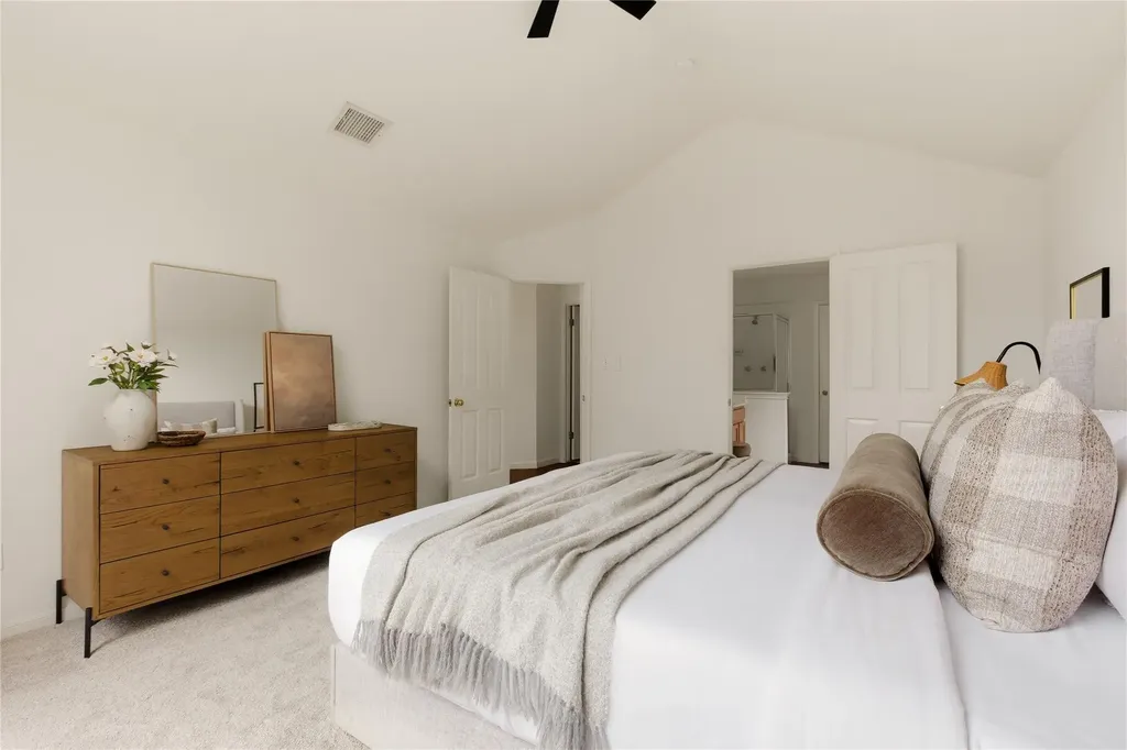 5736 Lomita Verde Circle Austin TX 78749