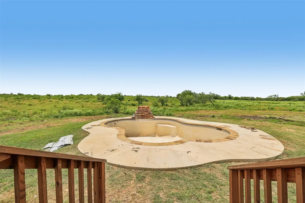 8004 Niederwald Strasse Kyle TX 78640