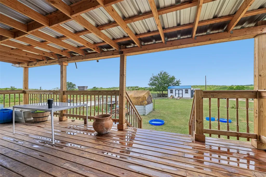 8004 Niederwald Strasse Kyle TX 78640