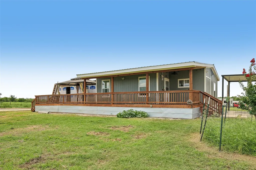 8004 Niederwald Strasse Kyle TX 78640