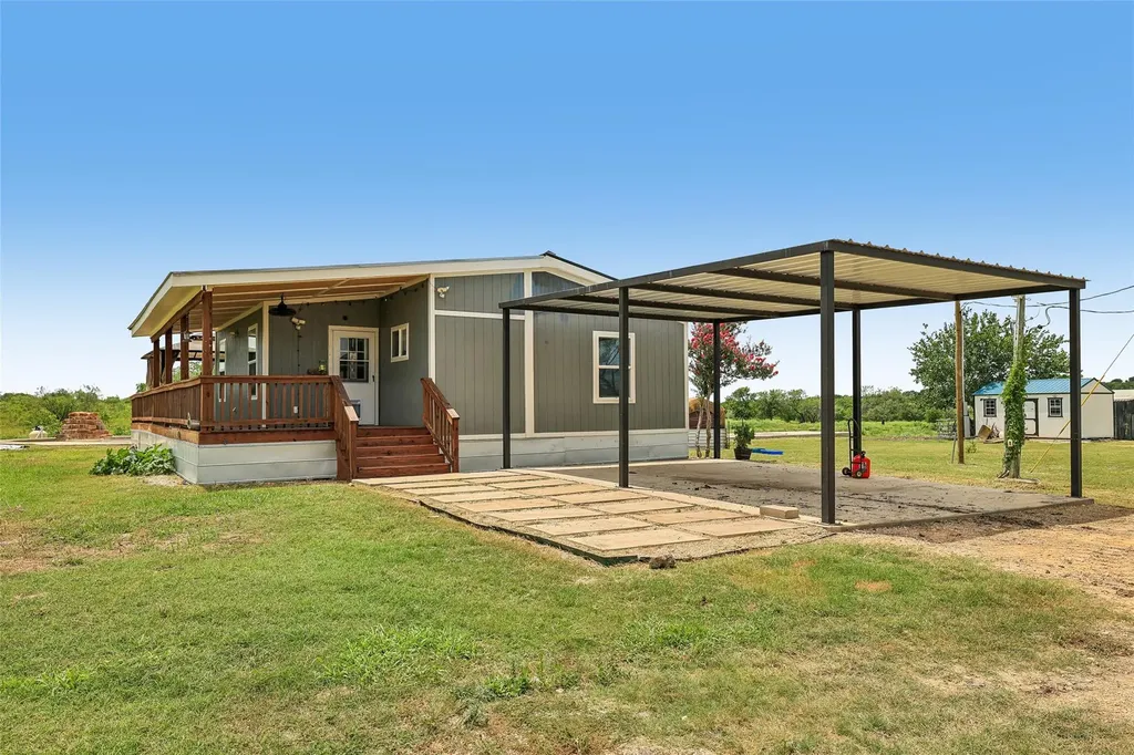 8004 Niederwald Strasse Kyle TX 78640
