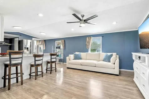8004 Niederwald Strasse Kyle TX 78640