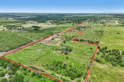 8004 Niederwald Strasse Kyle TX 78640