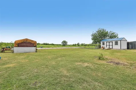 8004 Niederwald Strasse Kyle TX 78640
